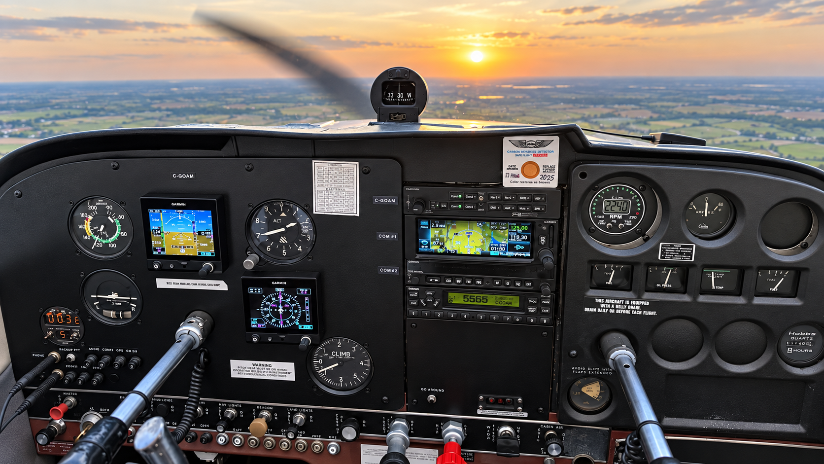 Modern avionics upgrades in Canadian Pilot Academy Cessna 172K
